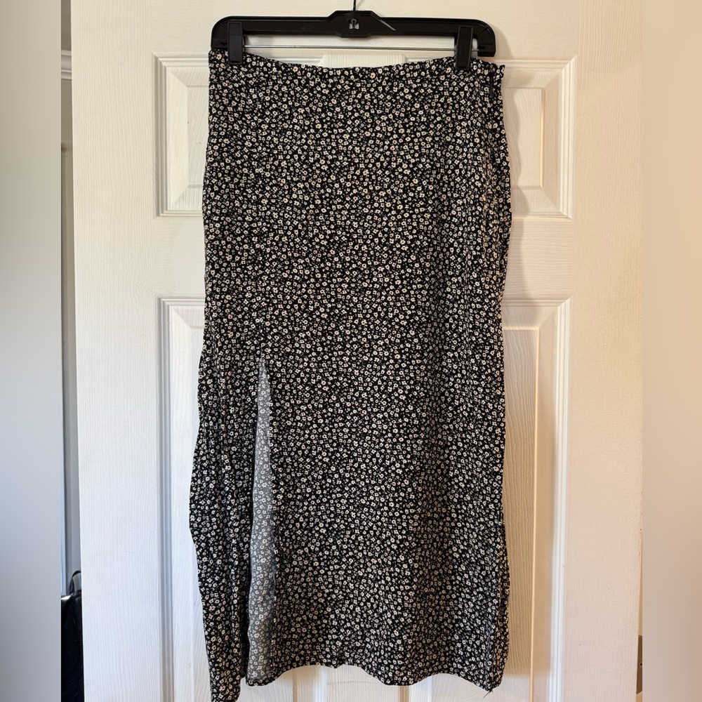 H&M Floral Midi Skirt